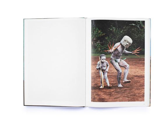 Книги знаменитих фотографів Стів МакКаррі Steve McCurry:In Search of Elsewhere подарункові книги для фотографів | Зображення 1