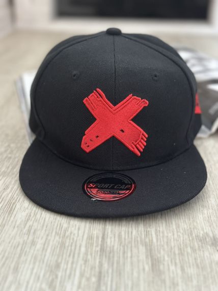 Кепка снепбек (Snapback) с крестиком Черный с красным 56-61р  (9057) | Зображення 1