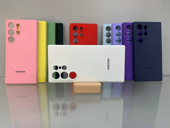 Samsung Galaxy S24 Ultra Протиударний чохол з логотипом софт тач білий