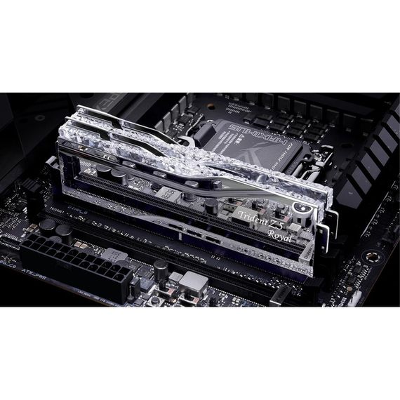 Модуль пам&#039;яті для комп&#039;ютера DDR5 32GB (2x16GB) 7600 MHz Trident Z5 Royal Silver G.Skill (F5-7600J3646G16GX2-TR5S) | Зображення 3