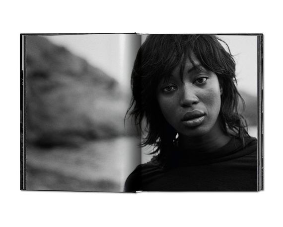 Книга для фотографов работы Питера Линдберга Peter Lindbergh "Untold Stories" книги о портретной фотографии | Зображення 5