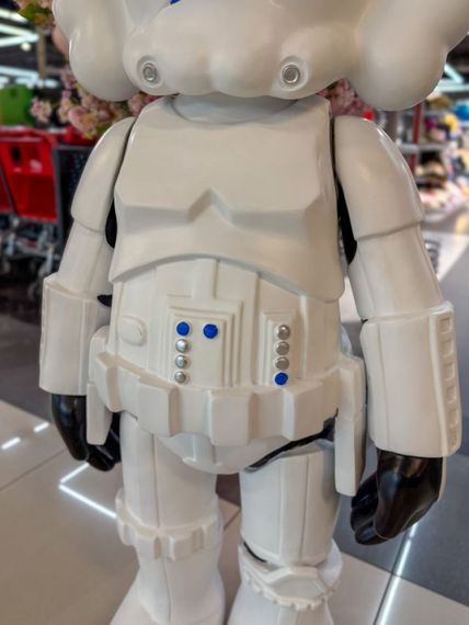 Kaws Star Wars Stormtrooper White велика колекційна статуетка фігурка 140 см білий kw007 | Зображення 4