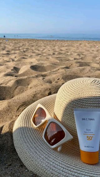 Сонцезахисний крем для обличчя Farmasi Sun C.T. Tuna 50 SPF 50 мл | Зображення 2