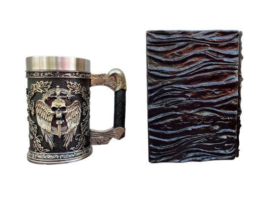 Подарунковий набір Кухоль 3D Меч у Черепі та Блокнот 3D «Книга, що дивиться у відповідь» | Зображення 1