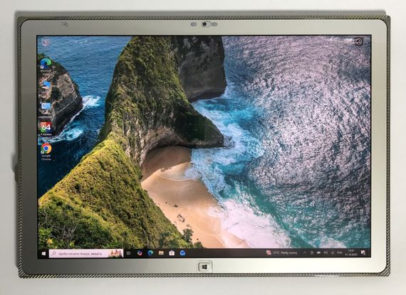 Защищенный планшет Panasonic Toughpad FZ-Y1 / 20" (3840x2560) IPS Touch / Intel Core i5-5300U (2 (4) ядра по 2.3 - 2.9 GHz) / 8 GB DDR3 / 256 GB SSD / Intel HD Graphics 5500 / WebCam / Win 10 Pro б/у | Зображення 1