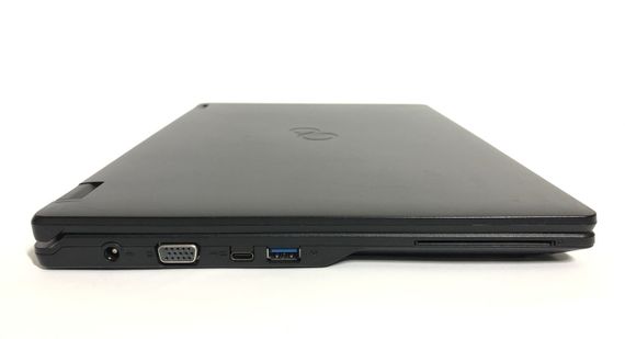 Ультрабук Б-класс Fujitsu LifeBook E548 / 14" (1920x1080) IPS / Intel Core i3-7130U (2 (4) ядра по 2.7 GHz) / 8 GB DDR4 / 256 GB SSD / Intel HD Graphics 620 / WebCam / Win 10 Pro б/у | Зображення 3