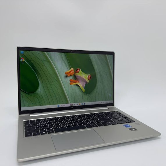 Ультрабук HP EliteBook 650 G9 / 15.6" (1920x1080) IPS / Intel Core i5-1235U (10 (12) ядер 3.3 - 4.4 GHz) / 16 GB DDR4 / 512 GB SSD M.2 / Intel Iris Xe Graphics / WebCam б/в + Подарунок Мишка та килимок | Зображення 1