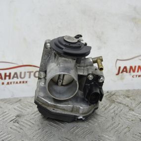 Дросельна заслінка Volkswagen 1.4 1.6 Bora Golf IV Polo Фольксваген Гольф 4 Поло Бора 030133064F