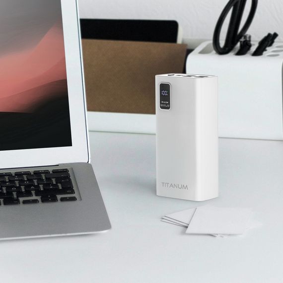Повербанк зі швидкою зарядкою TITANUM TPB-728S-W 30000mAh 22.5W  4USB, Micro USB, Type-C White | Зображення 3
