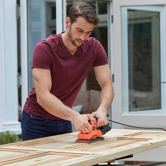 Шлифмашина вибрационная сетевая BLACK+DECKER BEW220 | Зображення 4