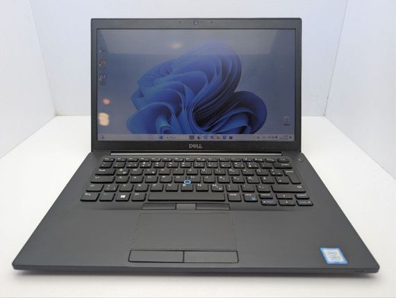 Ультрабук Dell Latitude 7490 / 14" (1366x768) TN / Intel Core i5-8250U (4 (8) ядра по 1.6 - 3.4 GHz) / 16 GB DDR4 / 256 GB SSD M.2 / Intel UHD Graphics 620 / WebCam б/в | Зображення 1