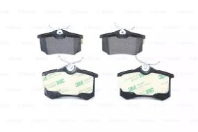 Колодки гальмівні дискові AUDI A4, A6, VW GOLF IV задн.  BOSCH (0986466683)