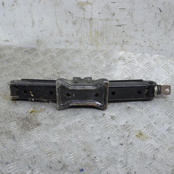 Домкрат Nissan Navara D40 Pathfinder R51 2004-2014 Домкрат Ніссан Навара д40 Патфайндер р51 99550EB300 | Зображення 1