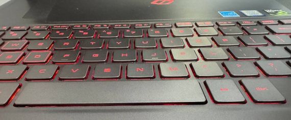 Игровой ноутбук Samsung Odyssey Z / 15.6" (1920x1080) IPS / Intel Core i7-8750H (6 (12) ядер по 2.2 - 4.1 GHz) / 16 GB DDR4 / 256 GB SSD + 256 GB SSD / nVidia GeForce GTX 1060, 6 GB GDDR5, 192-bit / WebCam б/у | Зображення 8