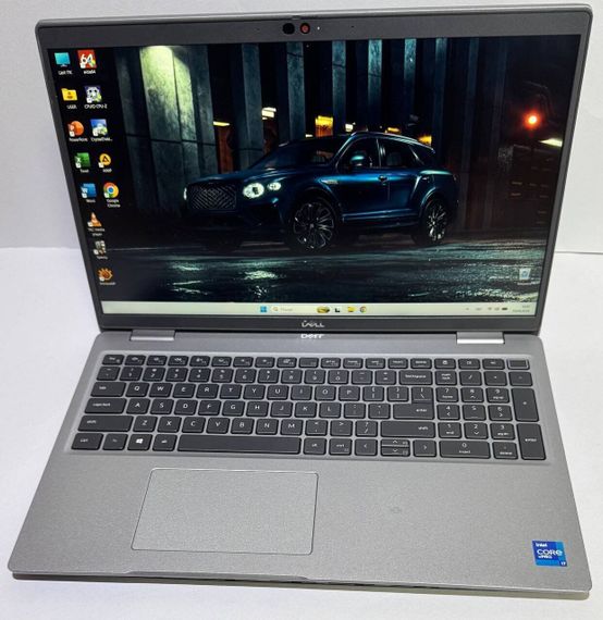 Ультрабук Dell Latitude 5520 / 15.6" (1920x1080) IPS / Intel Core i7-1185G7 (4 (8) ядра по 4.8 GHz) / 16 GB DDR4 / 256 GB SSD / Intel Iris Xe Graphics / WebCam б/в | Зображення 8