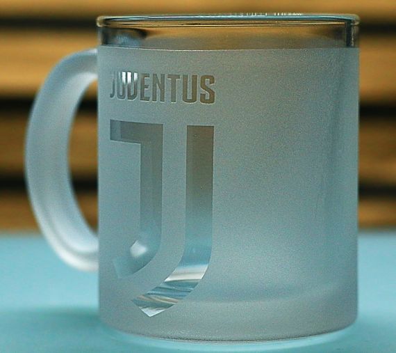 Скляна чашка 320 мл ФК  Juventus Ювентус з гравіюванням подарунок для фаната  футбольна кружка | Зображення 2