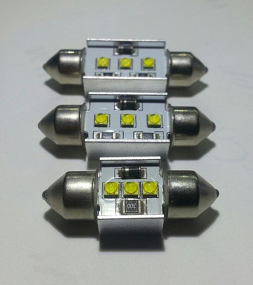 Светодиодная CANBUS автолампа  FT10 (31mm) (150 Lm) с "обманкой" Samsung LED chip SMD2323 | Зображення 1