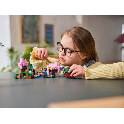 Конструктор LEGO Minecraft Цветущий вишневый сад (21260-) | Зображення 2