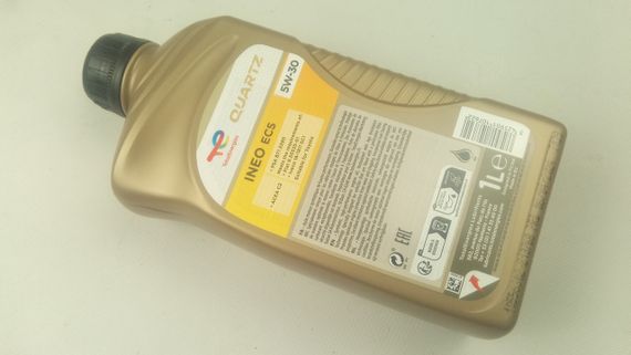 Олива моторна 5W-30 синтетична TOTAL Quartz INEO ECS 1 л. (166252) | Зображення 2