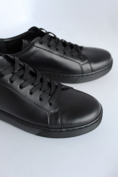 Стильные черные мужские кеды из гладкой кожи 41 размер