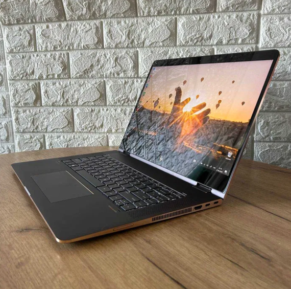 Ноутбук Сенсорний HP Spectre 15 4K i7 8550U 16Gb SSD512Gb Nvidia MX150 Б/В | Зображення 3