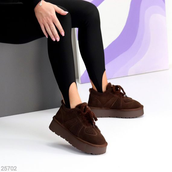 Замшеві Шоколадні кросівки уггі з хутром Тедді на потовщеній підошві | Зображення 6