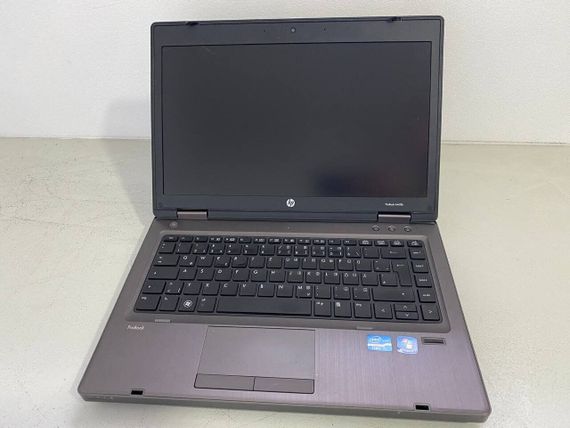 Ноутбук Б-класс HP ProBook 6460b / 14" (1600x900) TN / Intel Core i5-2520M (2 (4) ядра по 2.5 - 3.2 GHz) / 8 GB DDR3 / 128 GB SSD / Intel HD Graphic 3000 / WebCam / DVD-ROM / VGA б/у | Зображення 2