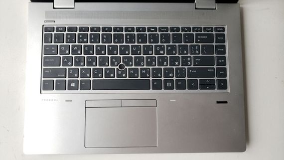 Ультрабук Б-клас HP ProBook 645 G4 / 14" (1920x1080) IPS / AMD Ryzen 7 Pro 2700U (4 (8) ядра по 2.2 - 3.8 GHz) / 8 GB DDR4 / 128 GB SSD + 500 GB HDD / AMD Radeon Vega 10 Graphics / WebCam б/в | Зображення 2