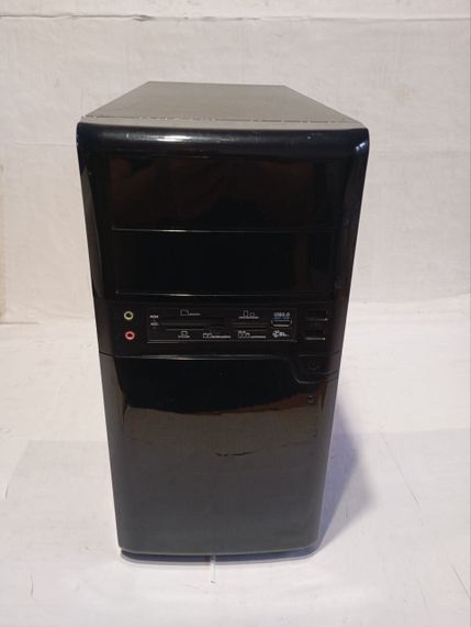 ПК Б-клас MSI A68HM Grenade Tower / AMD A10-6700 (4 ядра по 3.7 - 4.3 GHz) / 8 GB DDR3 / 320 GB HDD / AMD Radeon HD 8670D Graphics / DVD-RW б/в | Зображення 1