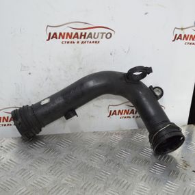 Патрубок інтеркулера 1.9 TDI Volkswagen Golf 2005-2014 Трубка інтеркулера Фольксваген Гольф 1K0145770D