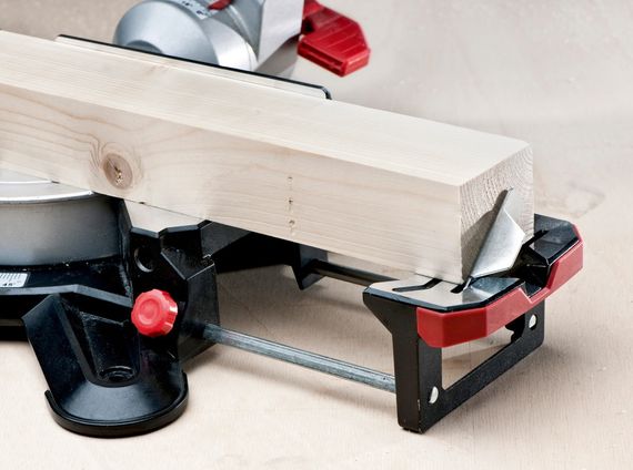 Пила торцовочная Metabo KGSV 216 M с тяговой функцией | Зображення 4