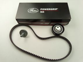 Ремінь ГРМ + ролик Logan 1.4-1.6 8v с 2008 р., GATES (K015662XS) (130C17480R)