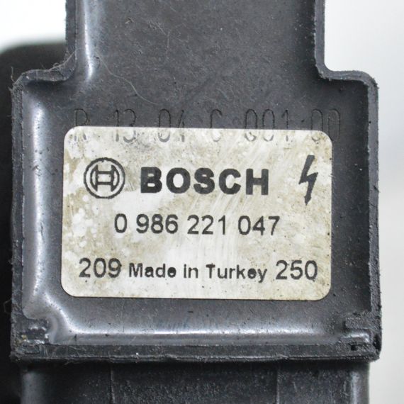 Котушка запалювання 1.2 бензин Seat Ibiza IV 2007-2008 Сеат Ібіца 4 0986221047 | Зображення 1