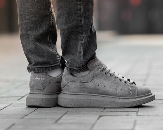 Кросівки замшеві Alexander McQueen Dark Grey / Маквіни замшеві темо сірі з сірою підошвою | Зображення 3