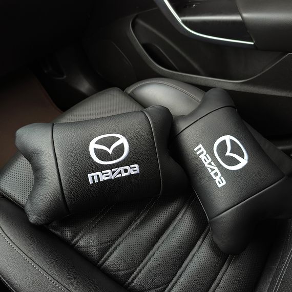 Набор кожаных подушек Mazda с вышивкой логотипа + подарок – кожаный брелок | Зображення 2