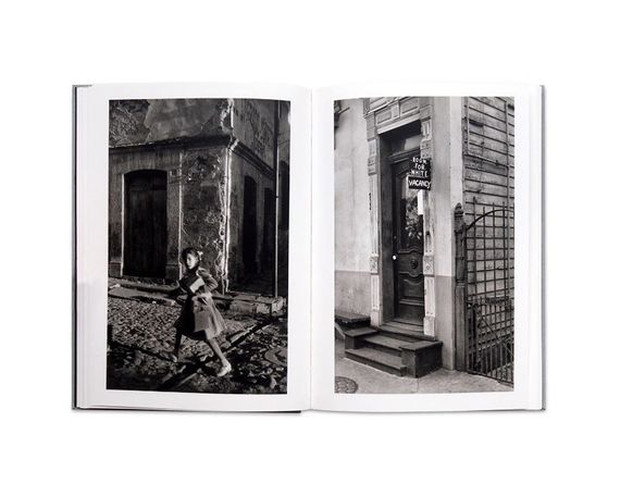 Альбоми відомих фотографів подарункова книга з фотографії Елліотта Ервітта Elliott Erwitt "Found Not Lost" | Зображення 9