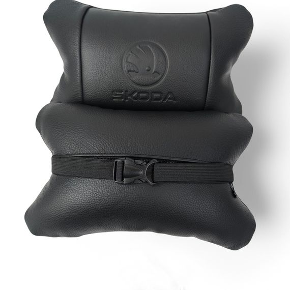 Набір авто подушок Skoda з натуральної шкіри + брелок, Автоподушка на підголовник | Зображення 2