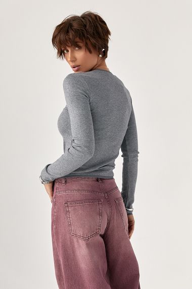 Однотонний лонгслів із сітчастою окантовкою - сірий цвет, S (є розміри) | Зображення 1