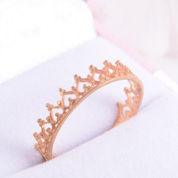 Женское кольцо корона из красного золота 16