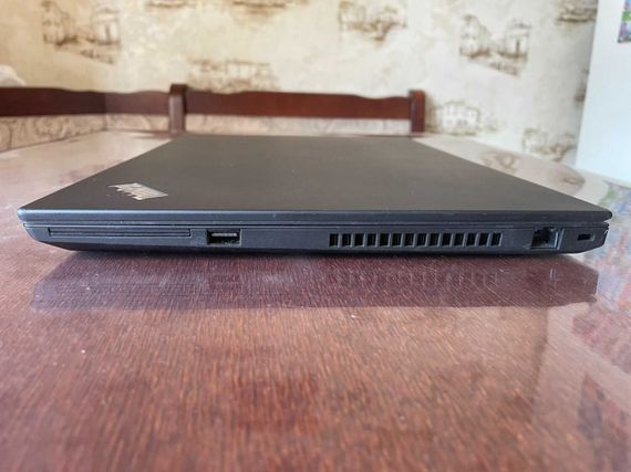 Ультрабук Б-класс Lenovo ThinkPad T590 / 15.6" (1920x1080) IPS / Intel Core i7-8550U (4 (8) ядра по 1.8 - 4.0 GHz) / 16 GB DDR4 / 256 GB SSD / Intel UHD Graphics 620 / WebCam б/у | Зображення 5