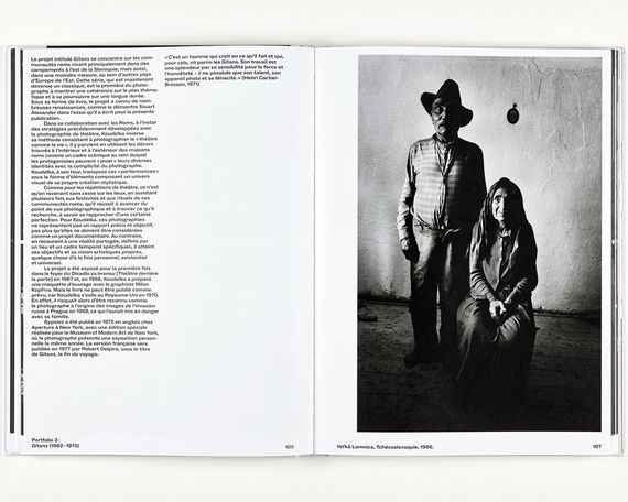 Подарункова книга для фотографів Josef Koudelka "Ikonar" Найкращі фотографи світу книга робіт Йозефа Куделки | Зображення 1