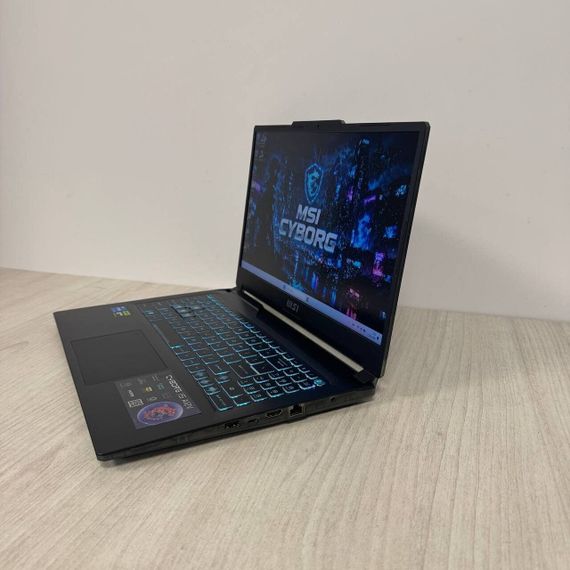 Игровой ноутбук Б-класс MSI Cyborg 15 A12VF / 15.6" (1920x1080) IPS / Intel Core i5-12450H (8 (12) ядер по 3.3 - 4.4 GHz) / 16 GB DDR5 / 512 GB SSD M.2 / nVidia GeForce RTX 4060, 8 GB GDDR6, 128-bit / WebCam б/у | Зображення 6