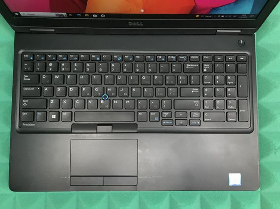 Рабочая станция Б-класс Dell Precision 3520 / 15.6" PS / Intel Core i7-7820HQ (4(8) ядра по 2.9-3.9GHz) / 16GB DDR4 / 256GB SSD / Quadro M620, 2GB GDDR5, 128-bit / WebCam / HDMI / Win 10 б/у | Зображення 3