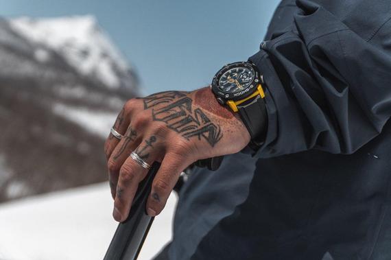 Годинники чоловічі водонепроникні протиударні Casio G-Shock GA-2000-1A9ER Оригінал (модуль 5590) | Зображення 5