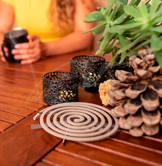 Засіб від комах Lifesystems Mosquito Smoke Coils спіраль | Зображення 1