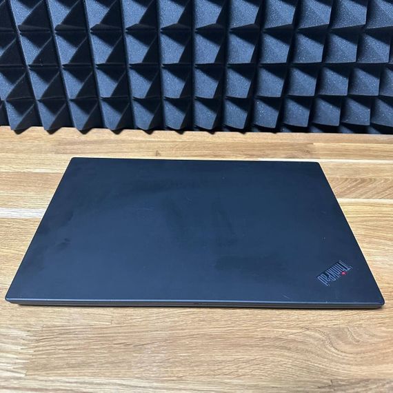 Ноутбук Б-клас Lenovo ThinkPad T495 / 14" (1920x1080) IPS / AMD Ryzen 5 Pro 3500U (4 (8) ядра по 2.1 - 3.7 GHz) / 8 GB DDR4 / 256 GB SSD / AMD Radeon RX Vega 8 Graphics / WebCam б/в | Зображення 7