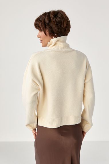 Теплий вільний гольф з розрізами внизу - кремовий цвет, ONE SIZE (є розміри) | Зображення 1