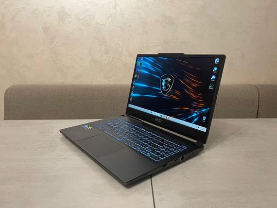 Игровой ноутбук MSI Cyborg 15 A12VE / 15.6" (1920x1080) IPS / Intel Core i5-12450H (8 (12) ядер по 3.3 - 4.4 GHz) / 16 GB DDR5 / 512 GB SSD M.2 / nVidia GeForce RTX 4050, 6 GB GDDR6, 96-bit / WebCam б/у + Подарок Проводная мышь / USB | Зображення 5
