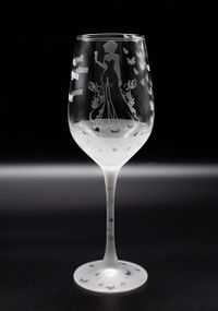 Подарочный бокал для вина 480 мл с гравировкой подарок подруге