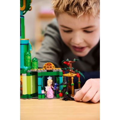 Конструктор LEGO Wicked Добро пожаловать в Изумрудный город 945 деталей (75684) | Зображення 5